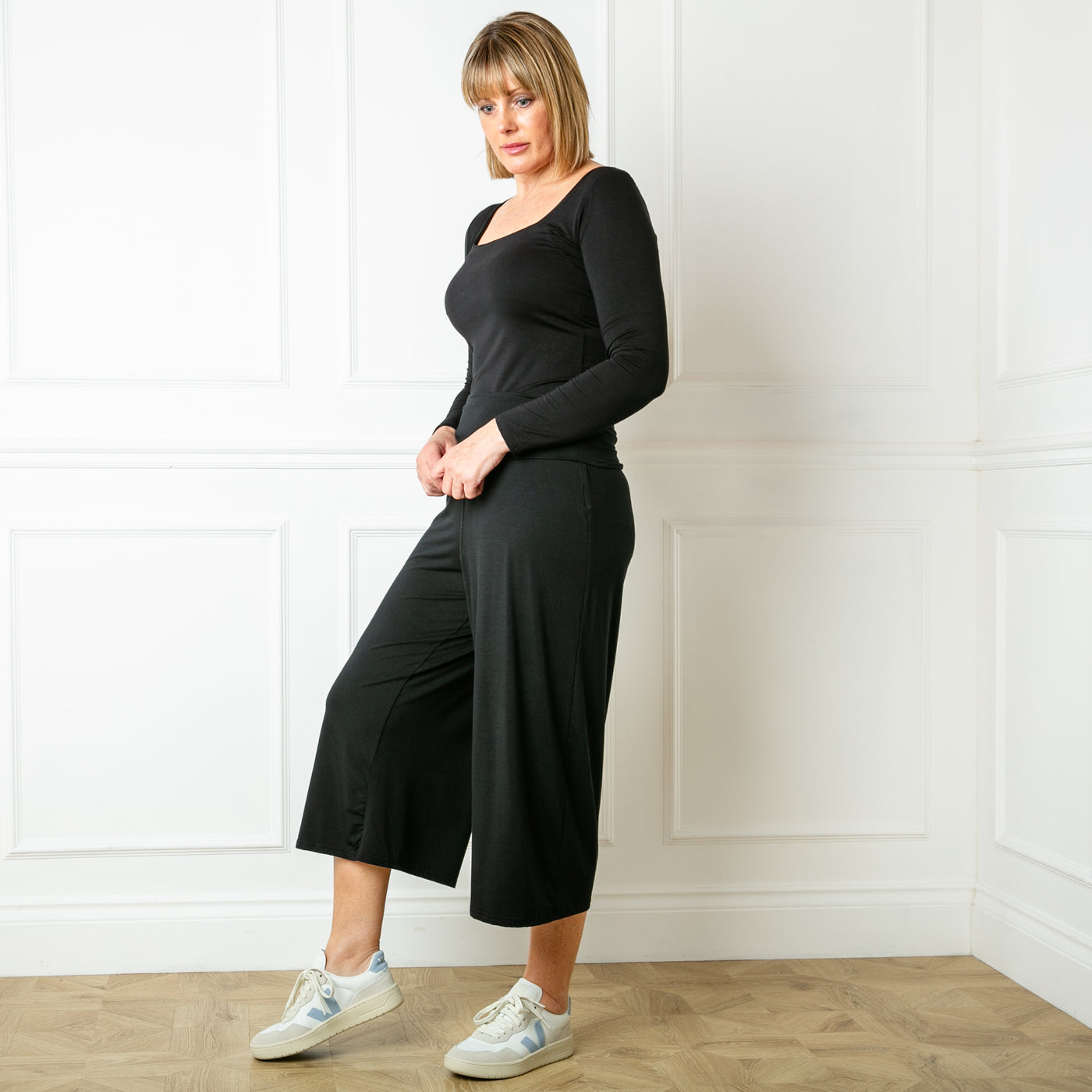 The black Bamboo Fold Over Pants with a stretchy elasticated waistband which can be rolled or folded for desired fit and comfort